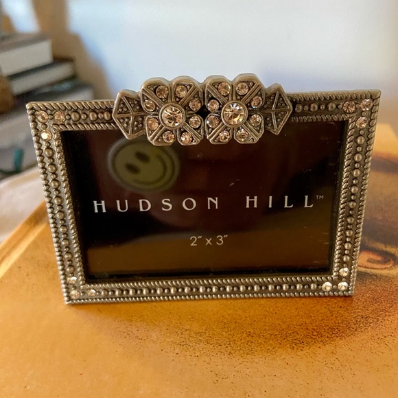 Hudson Hill - Silver/Crystal Mini Frame - Picture 1 of 5